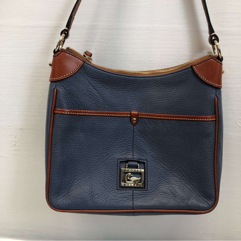 Dooney and Bourke leather shoulder bag, blue, EUC - Picture 9 of 12